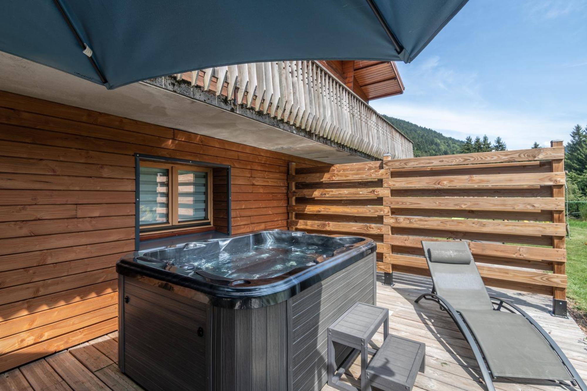 Chalets Du Bouchot & Jacuzzi Privatif Proximite Gerardmer & La Bresse Rochesson Eksteriør bilde