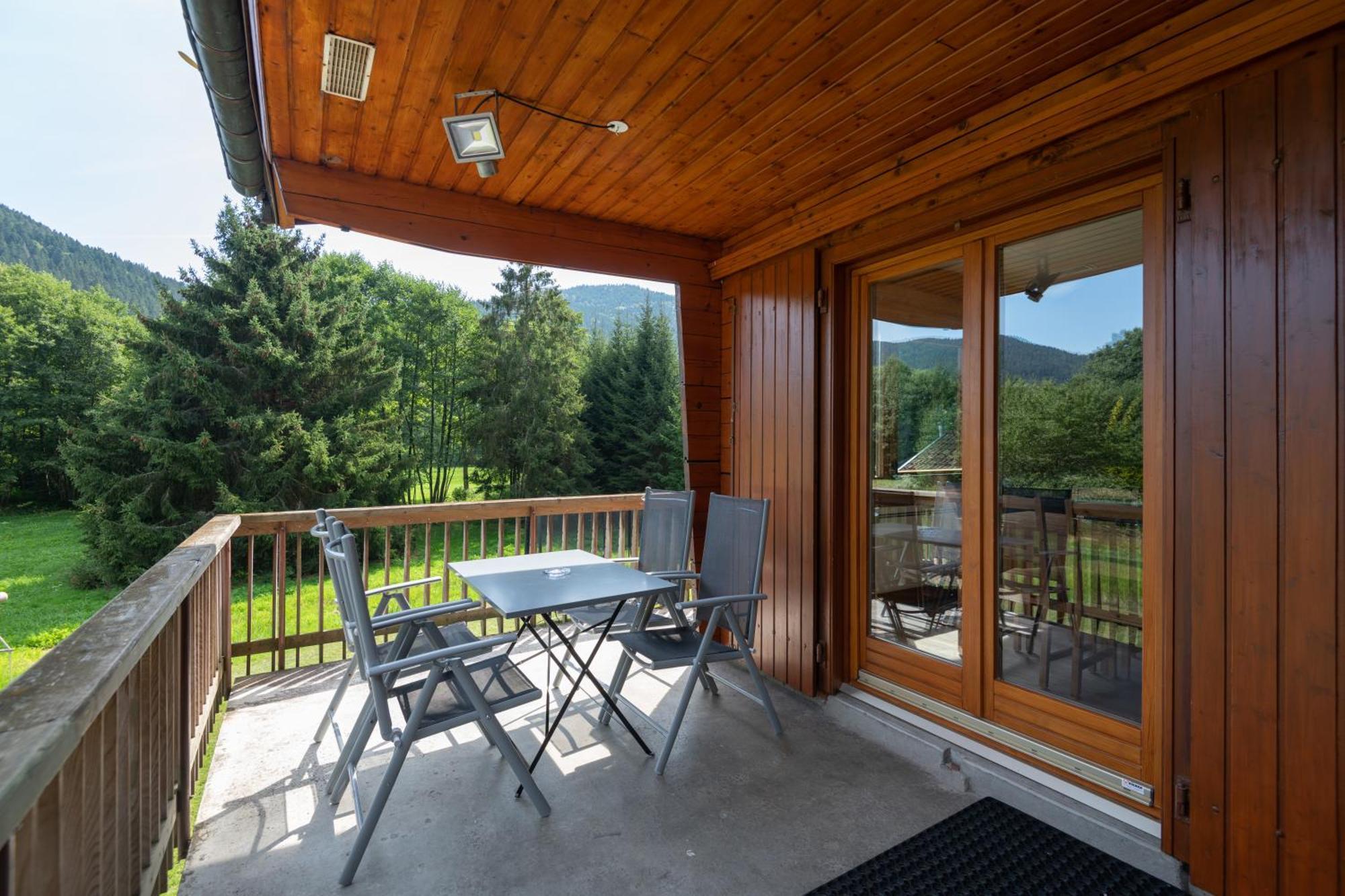 Chalets Du Bouchot & Jacuzzi Privatif Proximite Gerardmer & La Bresse Rochesson Eksteriør bilde